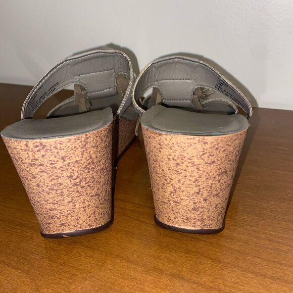 Sugar wedge sandals size 10 - Picture 4 of 7